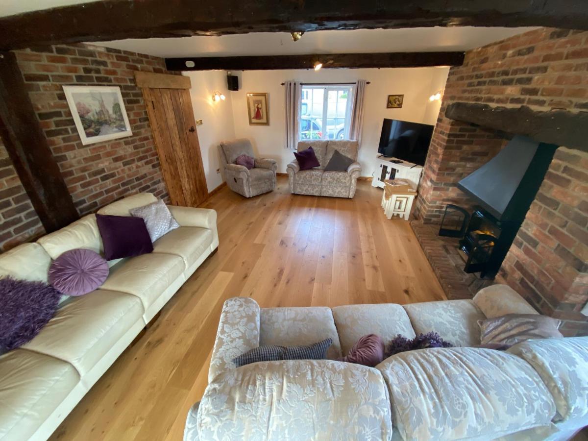 Eco-Friendly Dorset Cottage With Spa Set In Heart Of Countryside Sydling St Nicholas Eksteriør billede