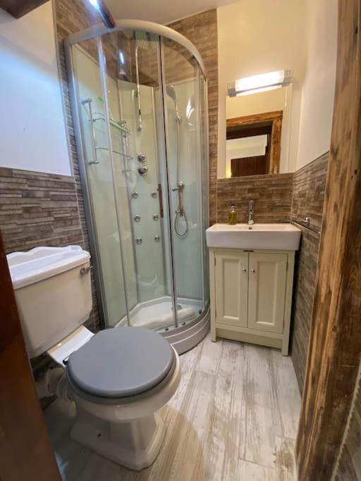 Eco-Friendly Dorset Cottage With Spa Set In Heart Of Countryside Sydling St Nicholas Eksteriør billede